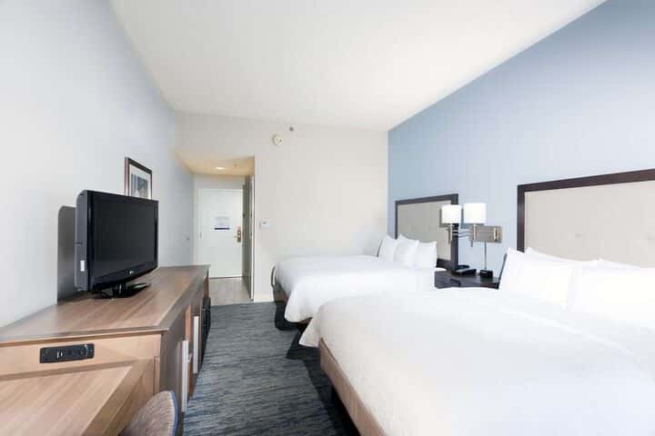Room 2 of 50