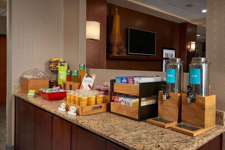 Breakfast area