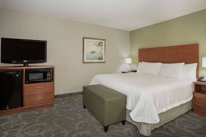 Room 44 of 80