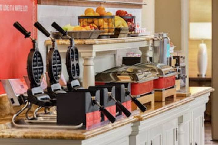 Breakfast/Coffee Service 220 of 291