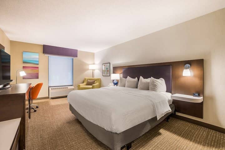 Room 10 of 63