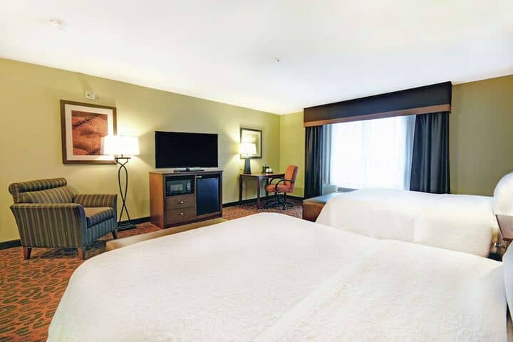 Room 5 of 48