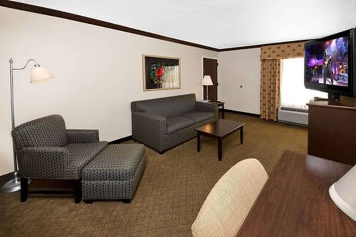 Room 19 of 43