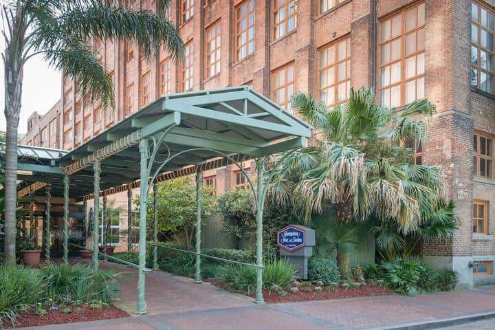 Hotel 285 of 291