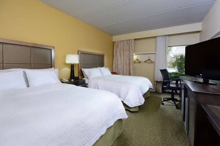 Room 9 of 49