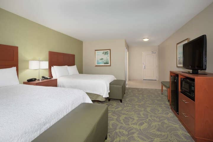 Room 41 of 80