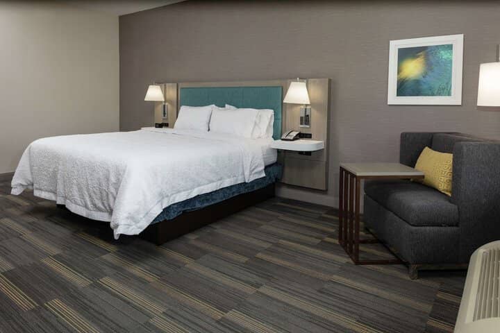 Room 7 of 26