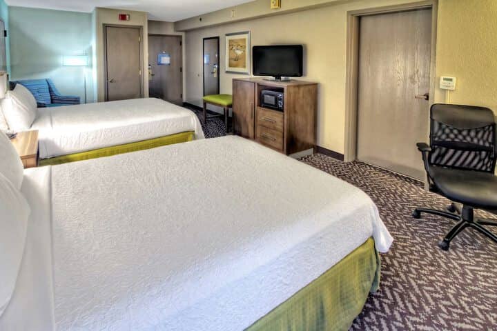 Room 9 of 27