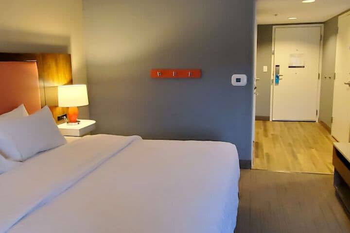 Room 21 of 69