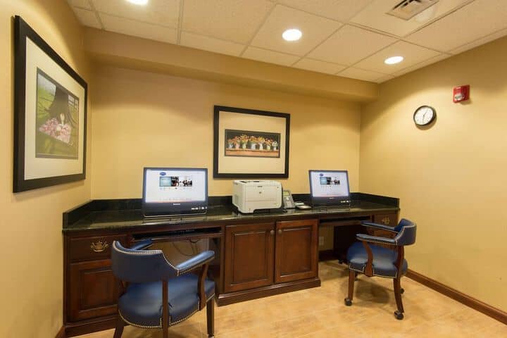 Business Center 49 of 50