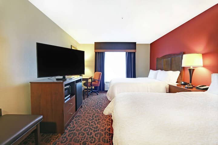 Room 4 of 48