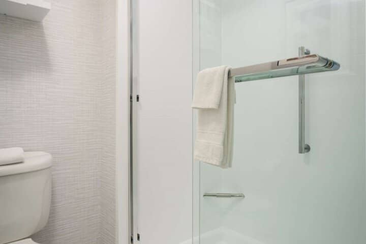 Bathroom shower
