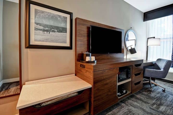 Room 21 of 45
