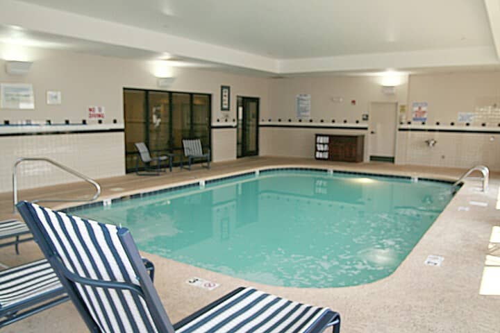 Pool 33 of 50