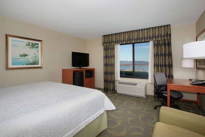 Room 58 of 80