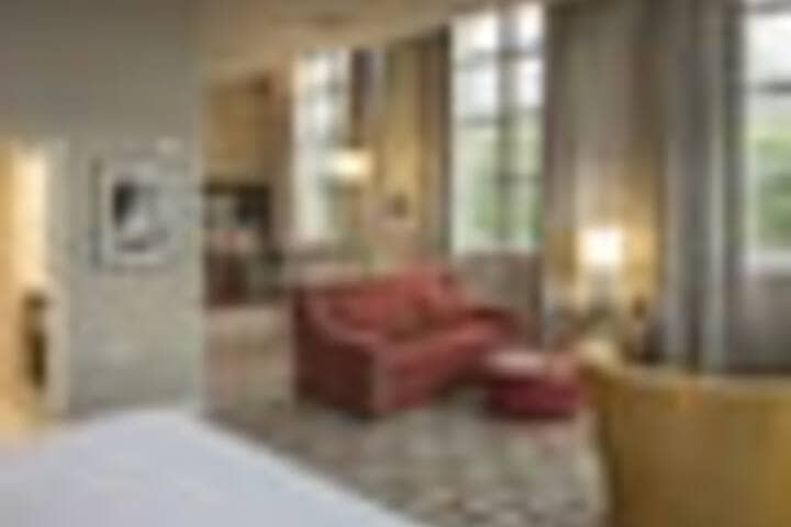 Room 41 of 291