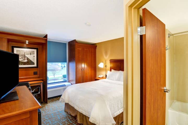 Room 16 of 55