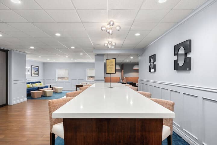 Breakfast area