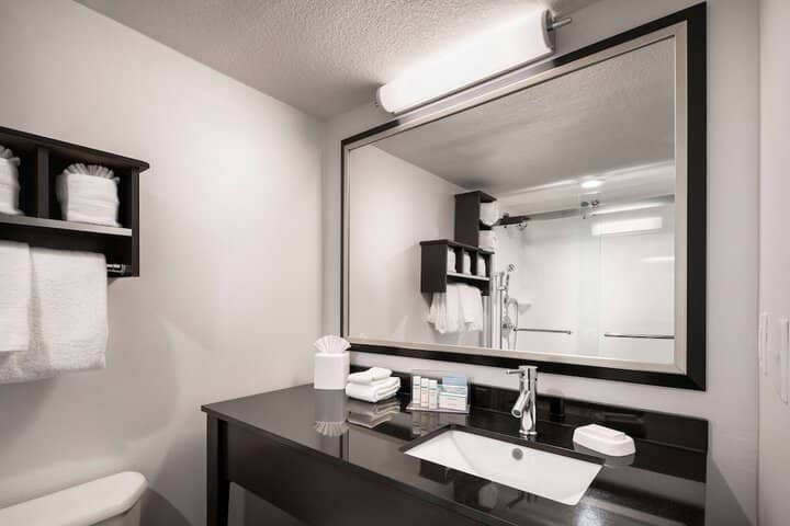 Room 26 of 50