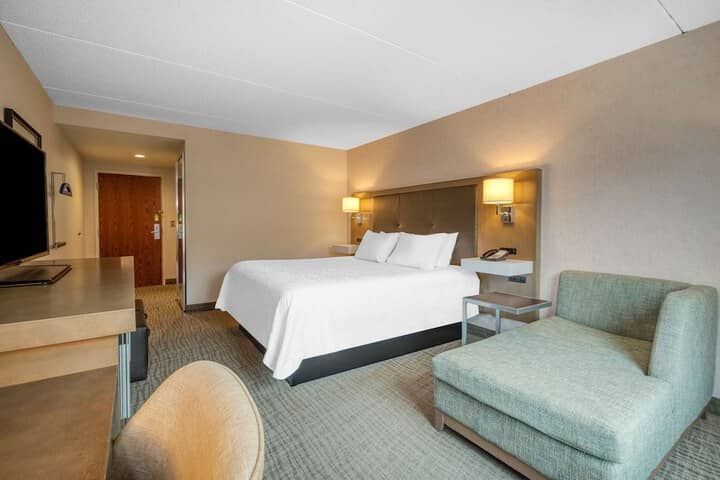 Room 15 of 46