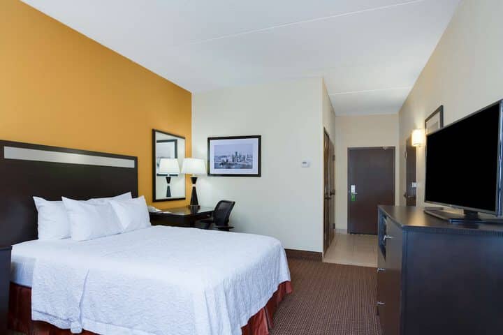 Room 18 of 47