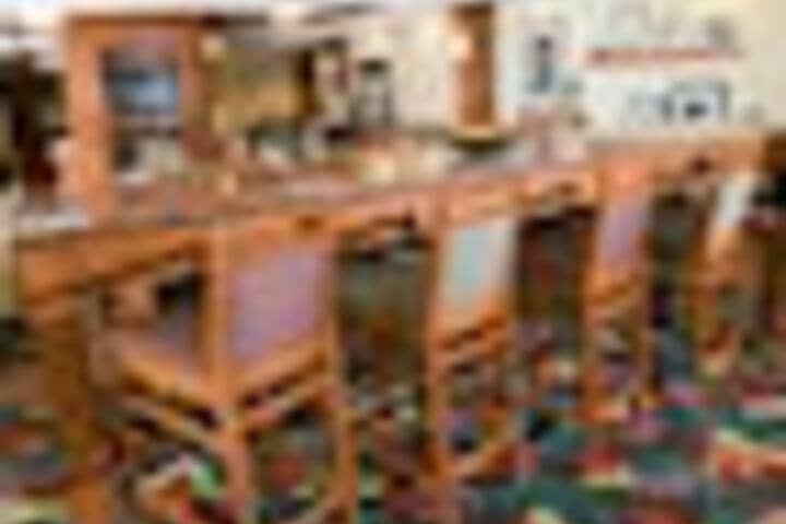 Dining 80 of 102