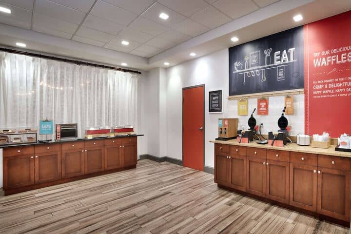 Breakfast area
