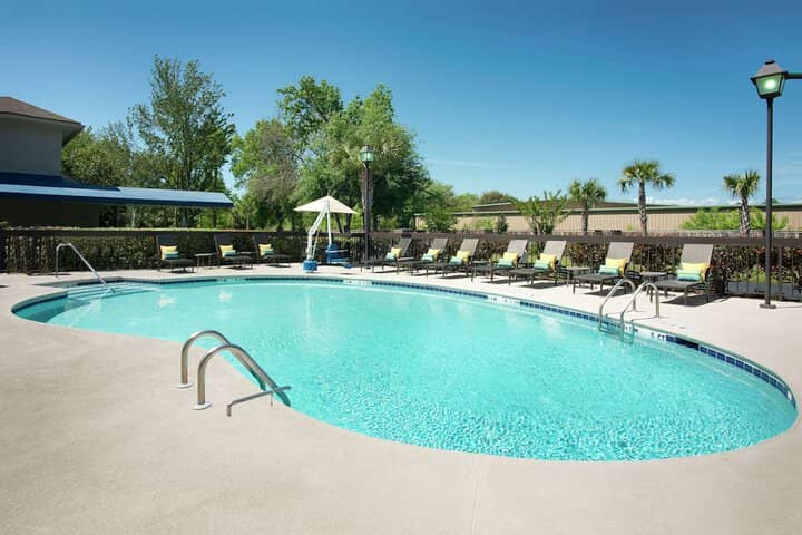 Pool 33 of 45