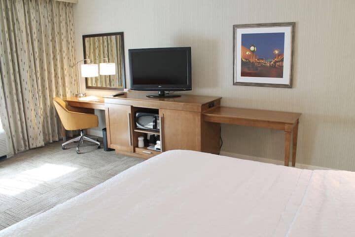 Room 10 of 78