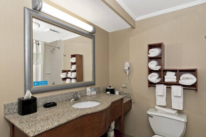 Room 21 of 43