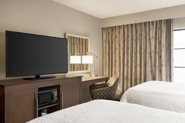 Room 54 of 291
