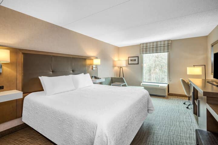 Room 9 of 46