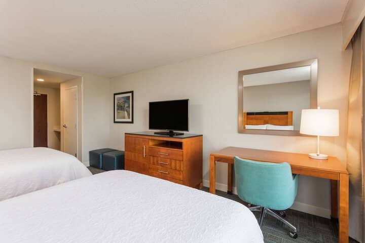 Room 8 of 39