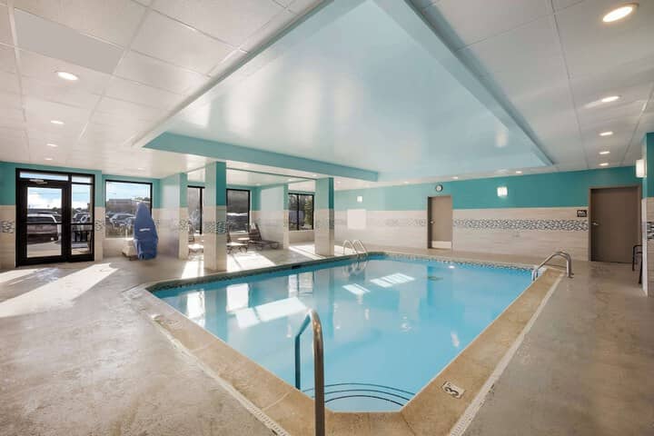 Pool 31 of 63