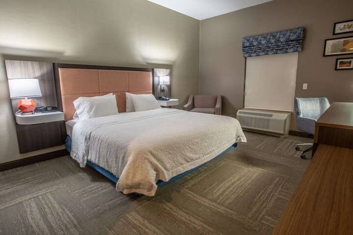 Room 45 of 102