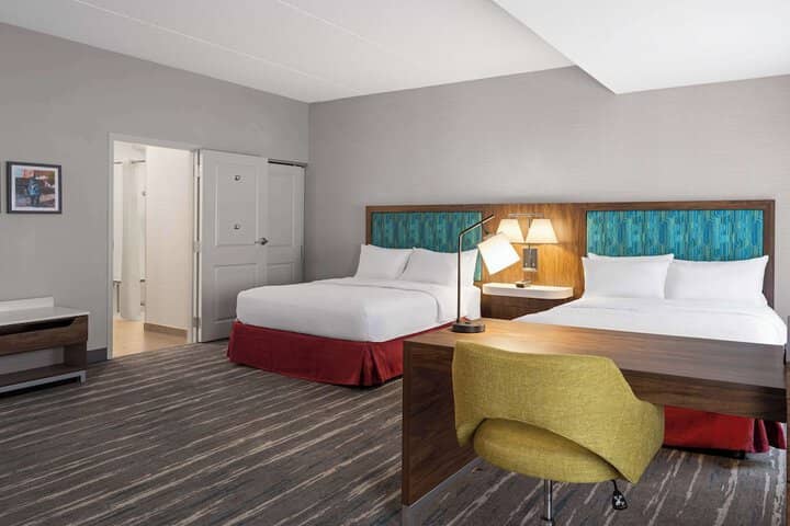 Room 4 of 31
