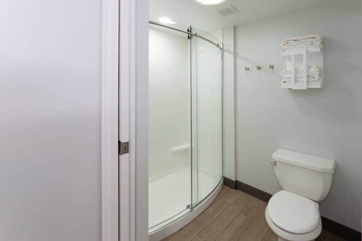 Room 20 of 53