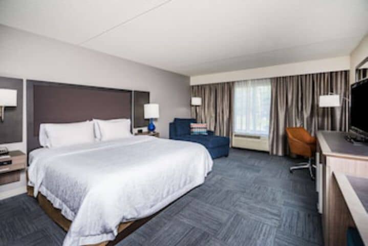 Room 40 of 135