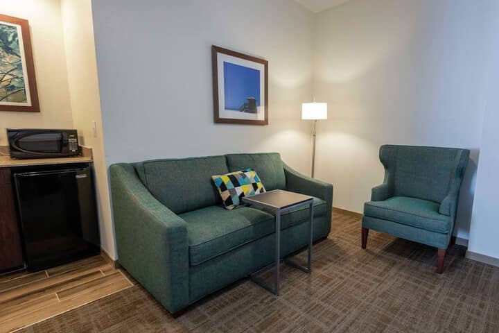 Room 30 of 63