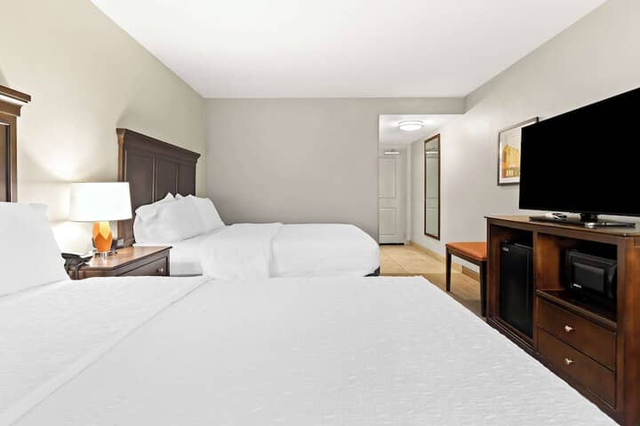 Room 13 of 26