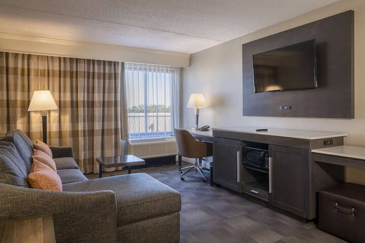 Room 16 of 41