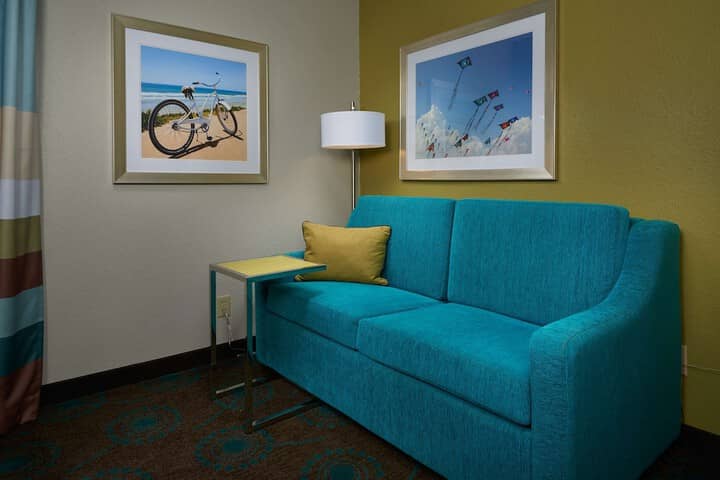 Room 27 of 58
