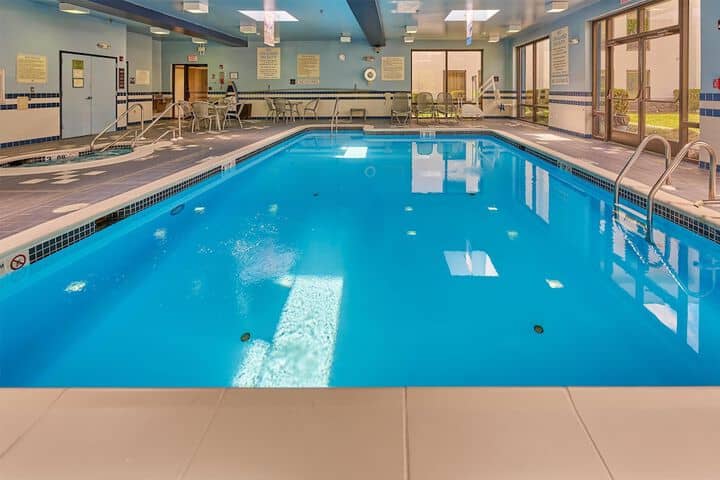 Pool 20 of 27