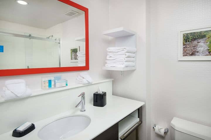 Bathroom shower