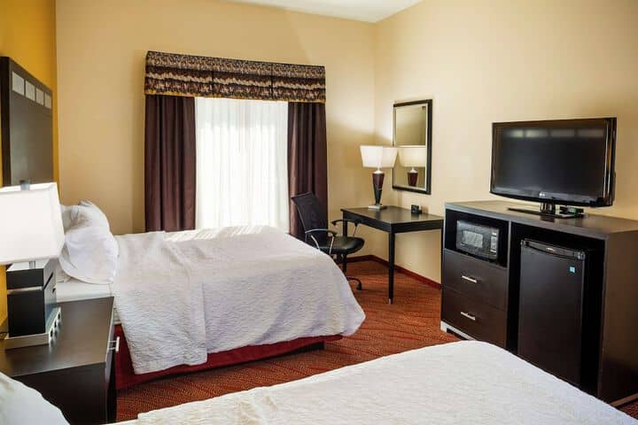 Room 10 of 70