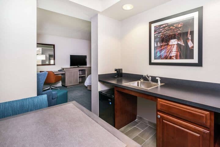 Room 51 of 135