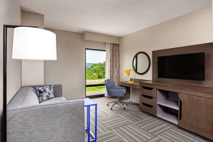 Room 22 of 30