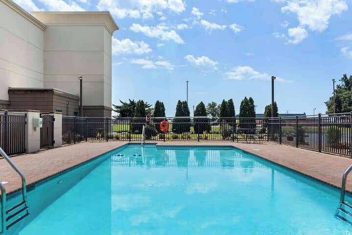 Pool 20 of 26