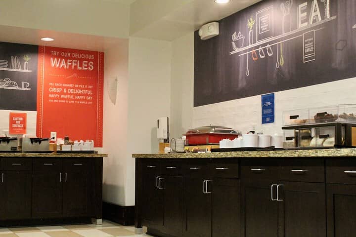 Breakfast area