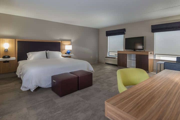 Room 18 of 52